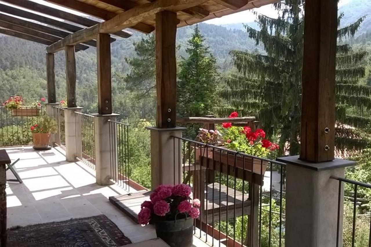Agriturismo Di Charme E Ristorante Stallato Il Filo Di Paglia Carro エクステリア 写真