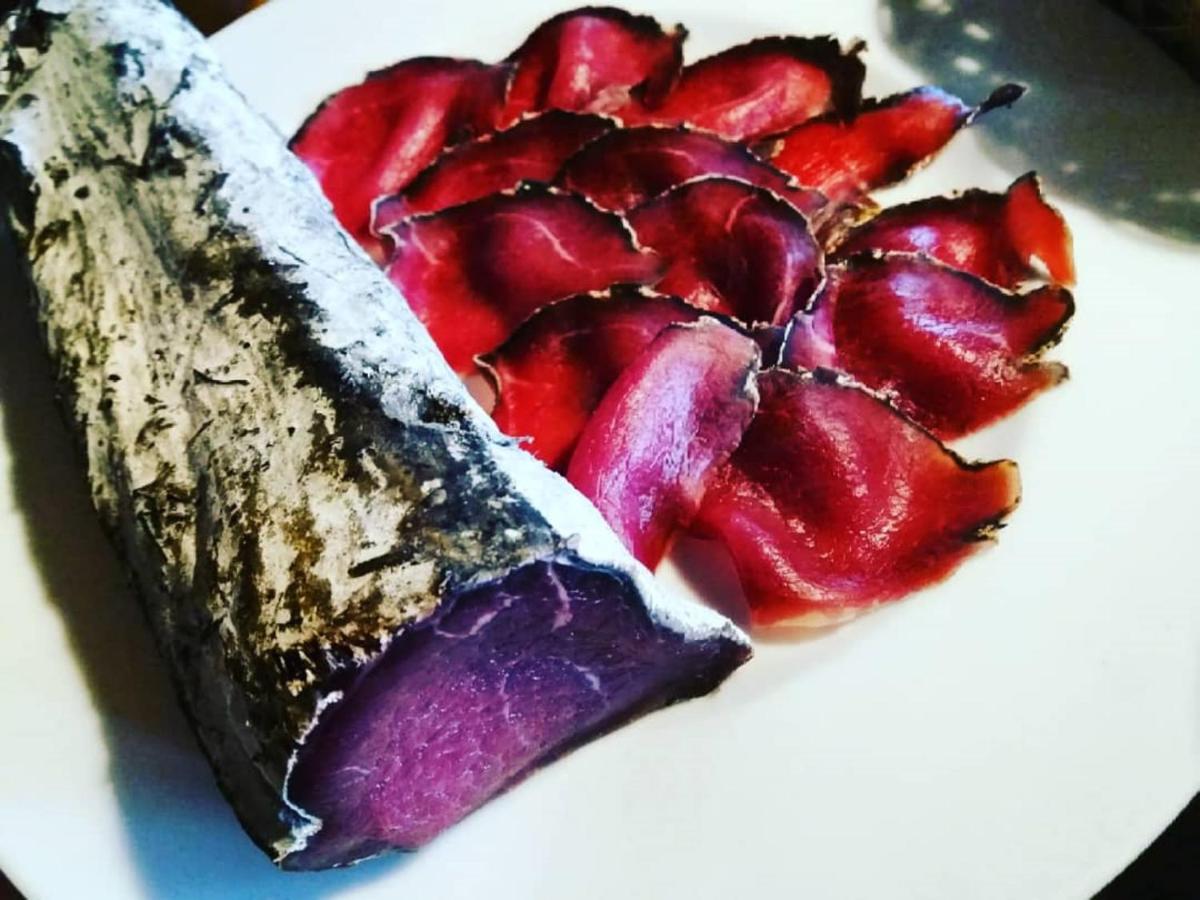 Agriturismo Di Charme E Ristorante Stallato Il Filo Di Paglia Carro エクステリア 写真