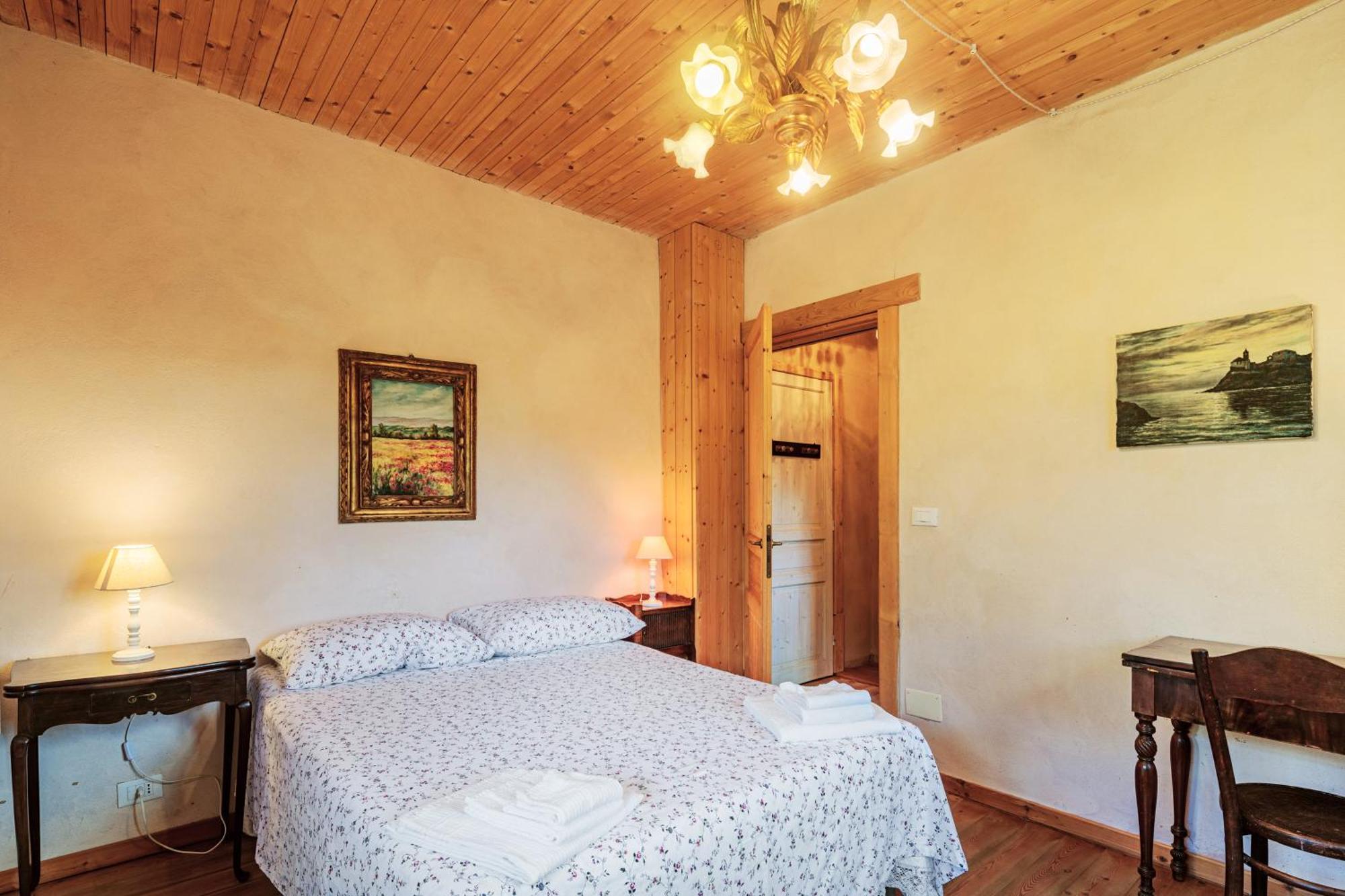 Agriturismo Di Charme E Ristorante Stallato Il Filo Di Paglia Carro エクステリア 写真